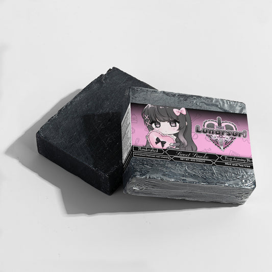 Lunarsuri - Sweet Smoke Charcoal Soap