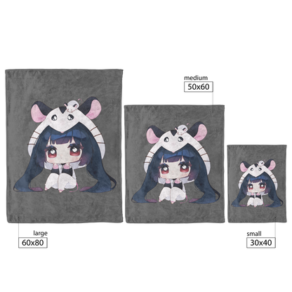 Dahlia_Berkowitz_-_Blanket_V_Blanket_Size_Options_Mockup.png