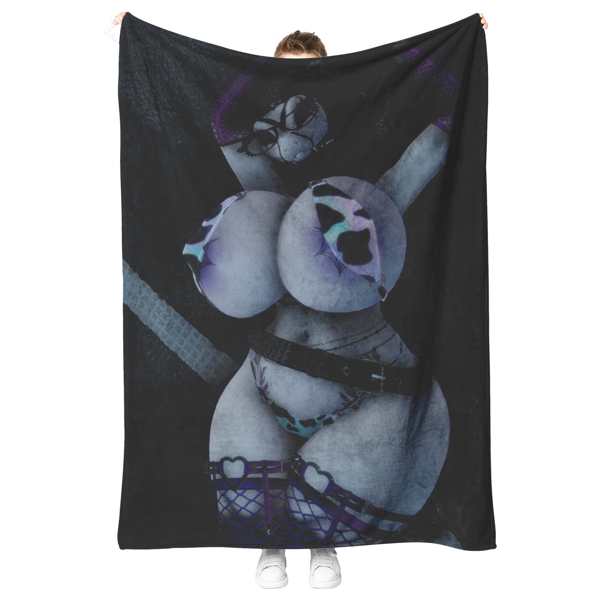 LivvyTheGhoul_-_Blanket_V_Blanket_Model_Mockup.png_15802453