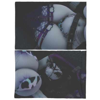 LivvyTheGhoul_-_Pillow_Case_Set_Pillowcases_flat_Main_Mockup.png_15802468
