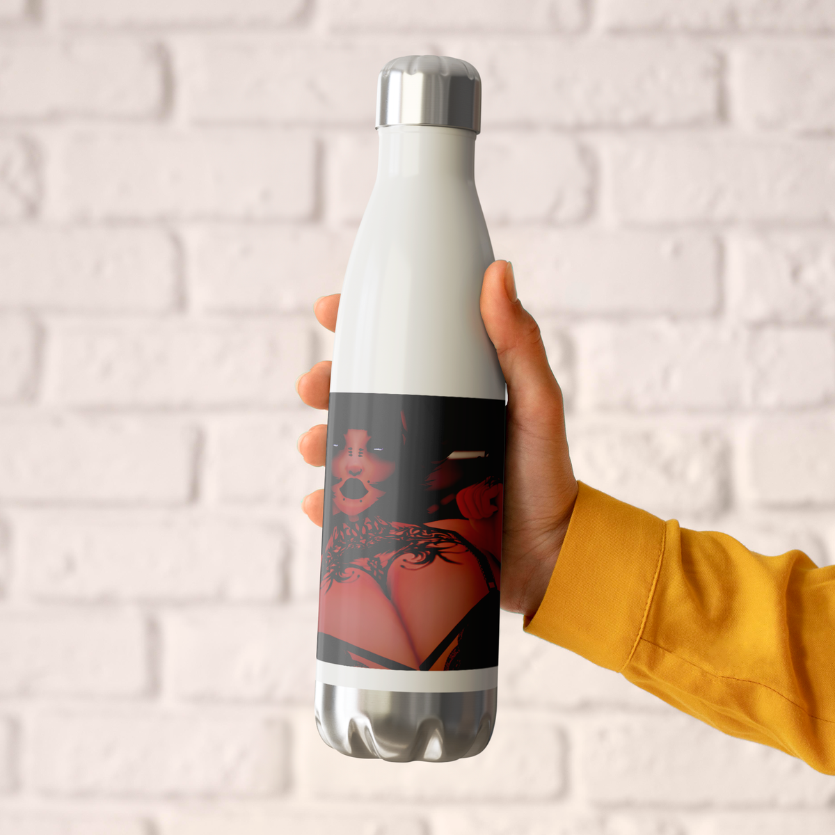Nefarious_Nao_-_20oz_Insulated_Bottle_5_WaterBottle_HoldingHand_AS_Mockup.png_16164018