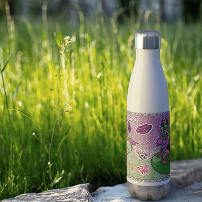 P0izonn_-_20oz_Insulated_Bottle_591_ml_WaterBottle_Outdoor_grass_Mockup.png_16166982