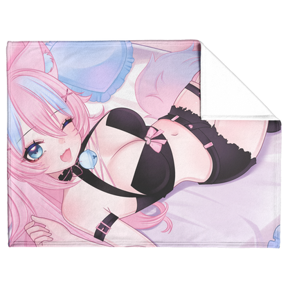 Plushyloz_-_Blanket_V_Blanket_Fold_Mockup.png_15370857