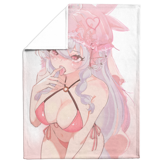 Rora_Vt_-_Blanket_V_Blanket_Fold_Mockup.png_15490312