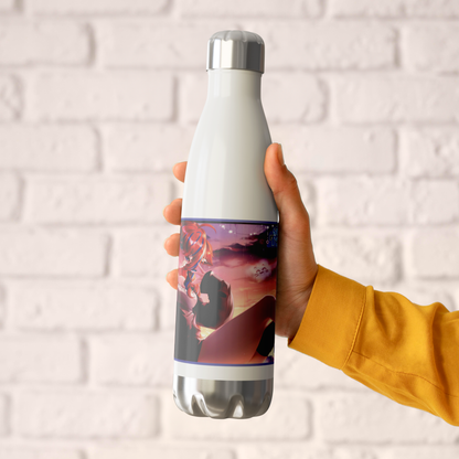 Starcat_Tailchaser_-_20oz_Insulated_Bott_WaterBottle_HoldingHand_AS_Mockup.png_16160639