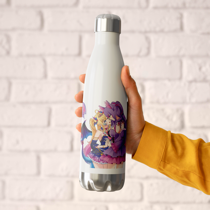 YuukiSoulless_-_20oz_Insulated_Bottle_5_WaterBottle_HoldingHand_AS_Mockup.png_16164077